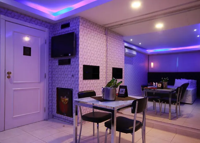 Lessence Motel